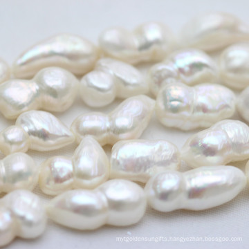 Large Baroque Peanut Shape Natural Freshwater Pearl Wholesale (E190024)